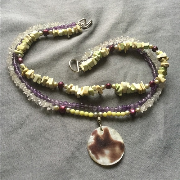 Real Flower Necklace - Picture 2 of 3